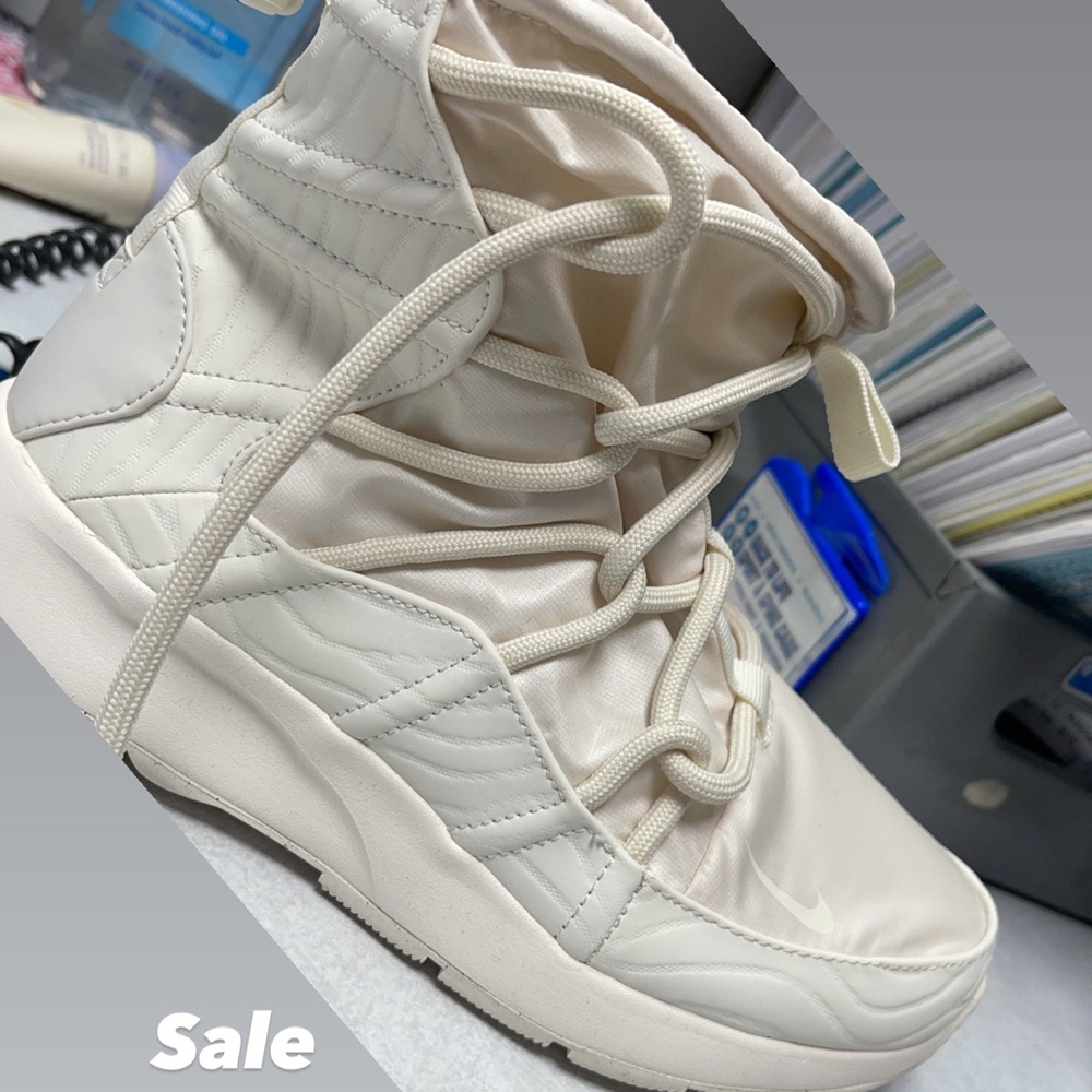 Nike boots